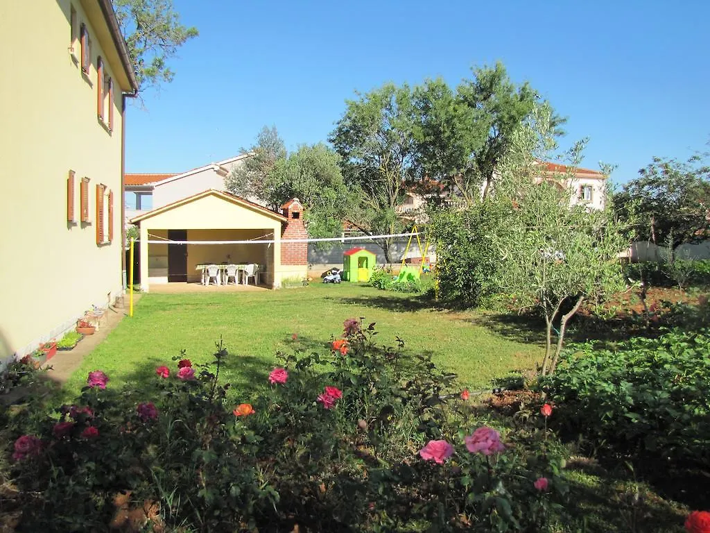 Apartments Maria Pula