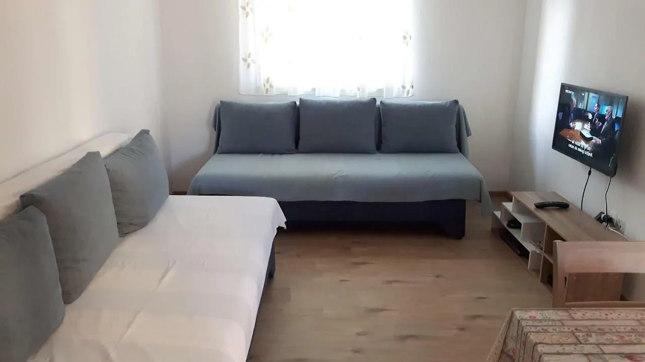 Apartments Maria プーラ